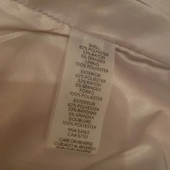 Calvin Klein Women's Two Button Lux Blazer Petite New with Tag - Picture 5 of 6